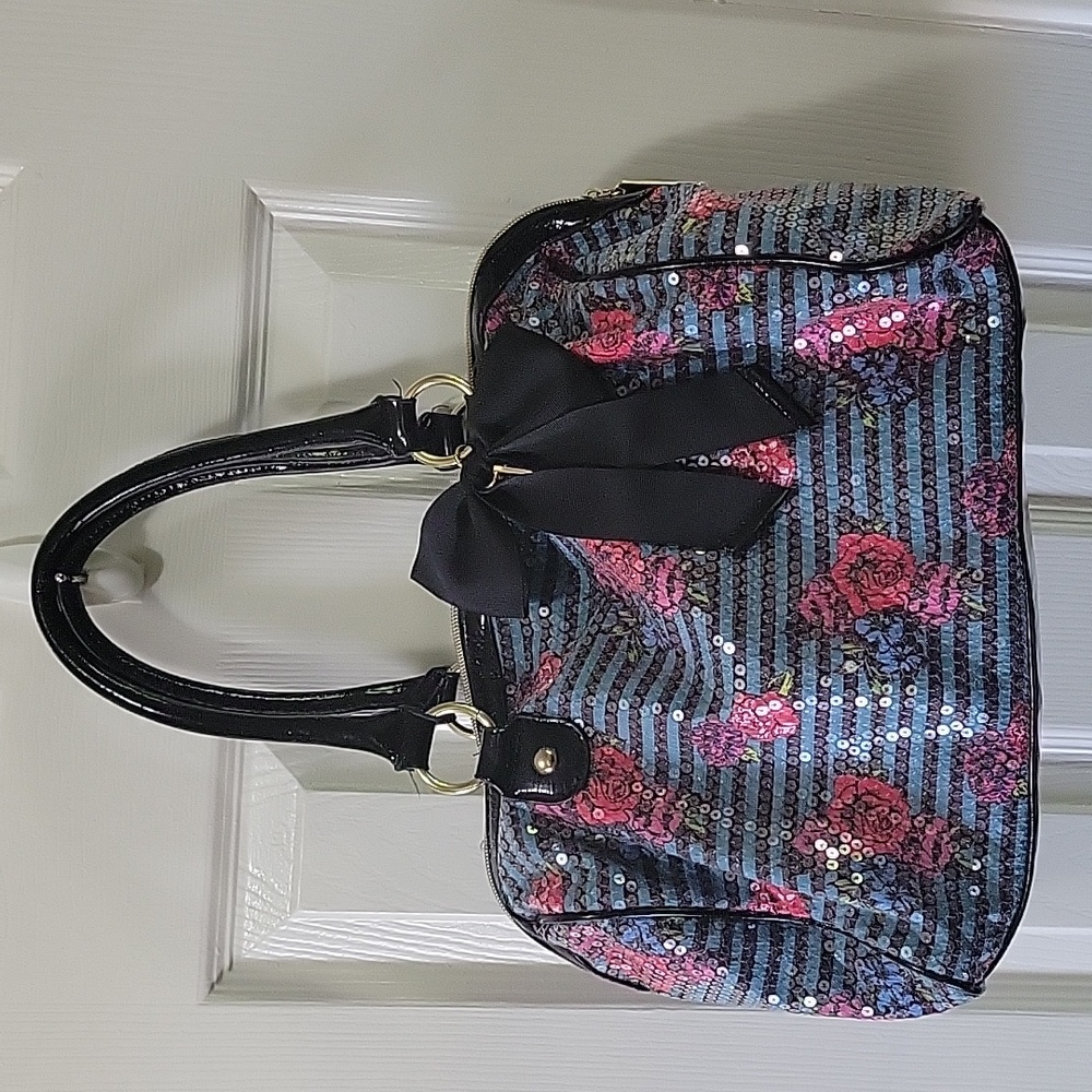 Betsy Johnson Turquoise with Pink Roses and Sequins Purse - Picture 3 of 5